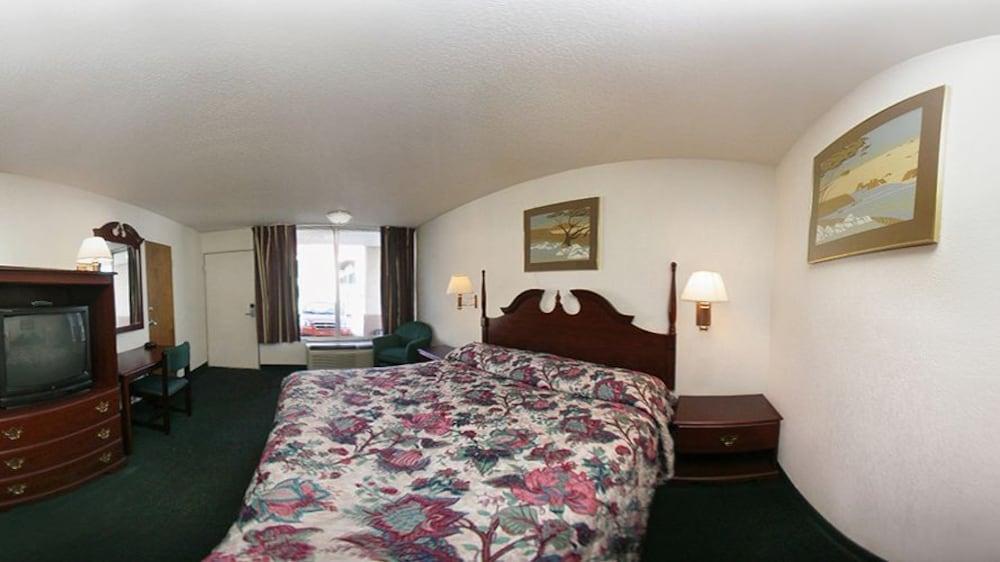ซูเปอร์ 8 บาย วินด์แฮม โอคลาโฮมา แฟร์กราวด์ Motel โอคลาโฮมาซิตี้ ภายนอก รูปภาพ