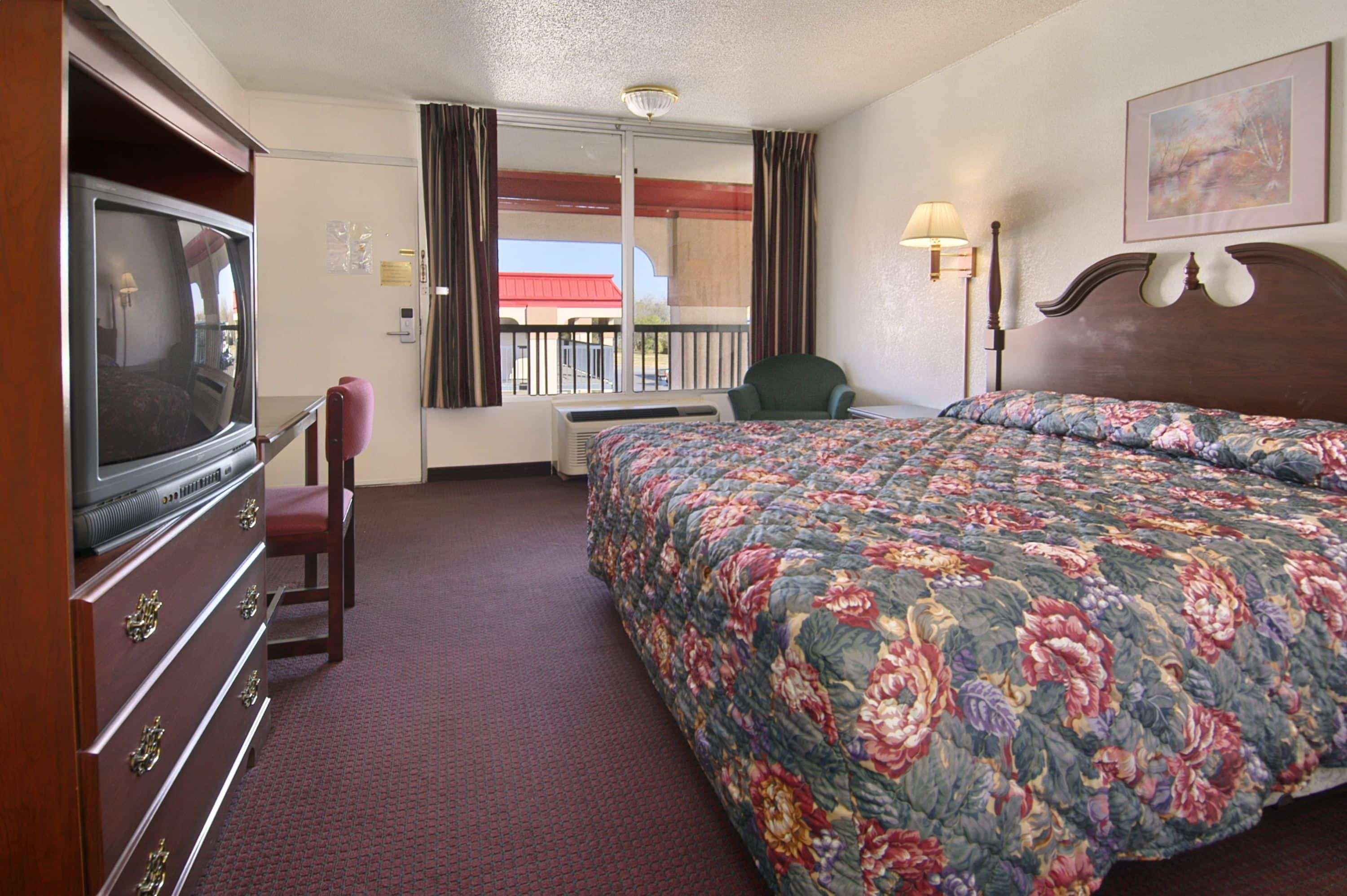 ซูเปอร์ 8 บาย วินด์แฮม โอคลาโฮมา แฟร์กราวด์ Motel โอคลาโฮมาซิตี้ ภายนอก รูปภาพ